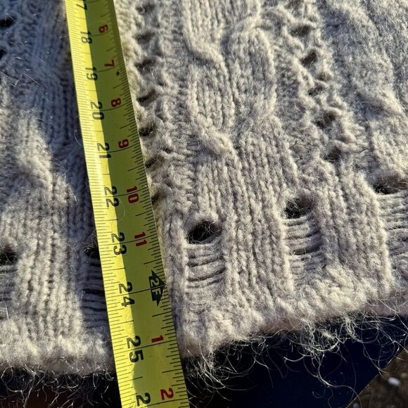 Zara Women’s Gray Alpaca Wool Blend Crochet Knit Sweater Size Small - Picture 4 of 7